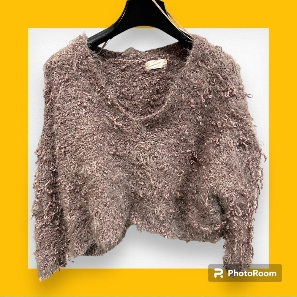 Altar'd State Teddy Cropped Sweater Medium